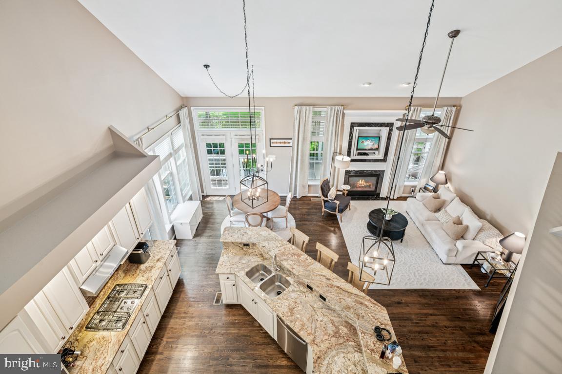 BROADLANDS - Residential