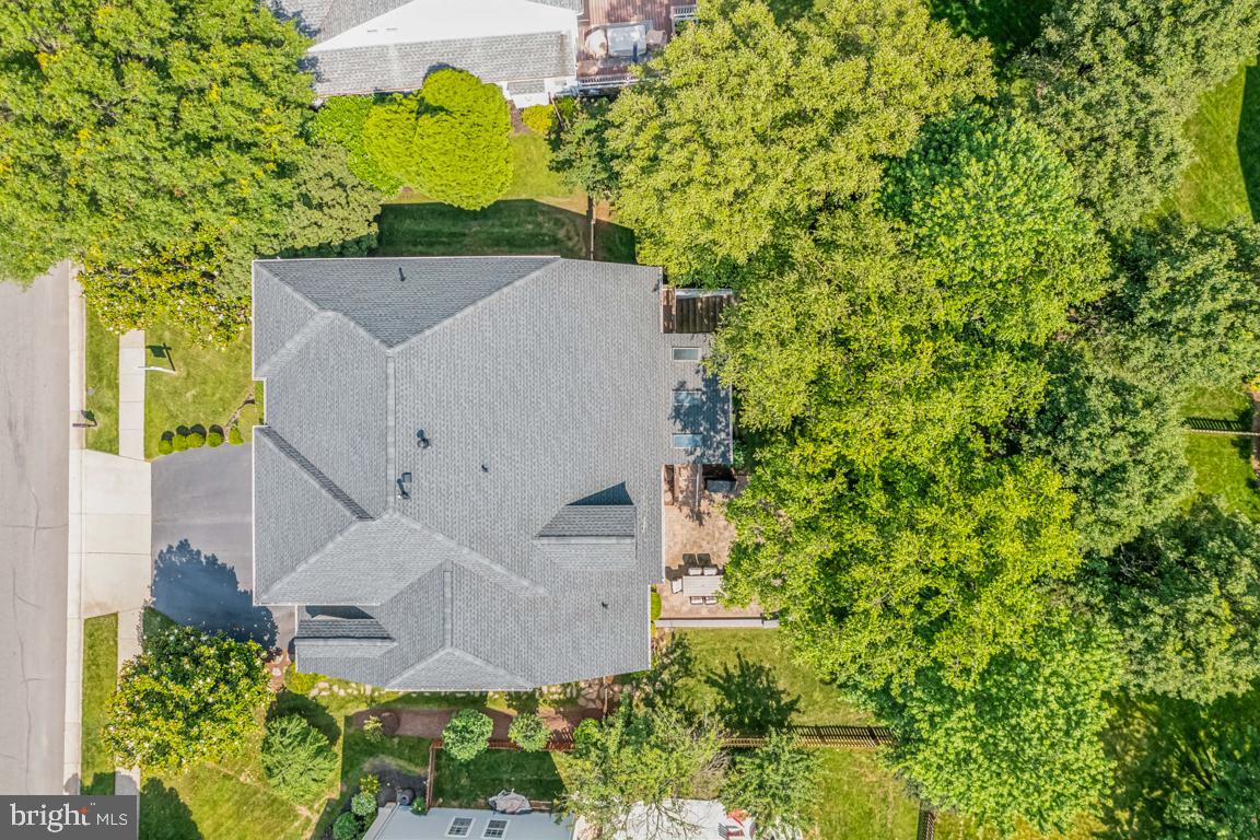 BROADLANDS - Residential