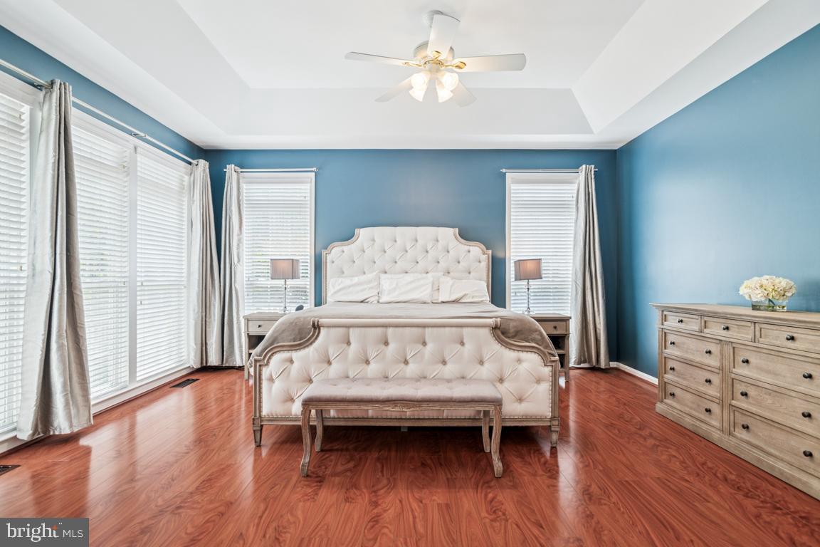 BROADLANDS - Residential