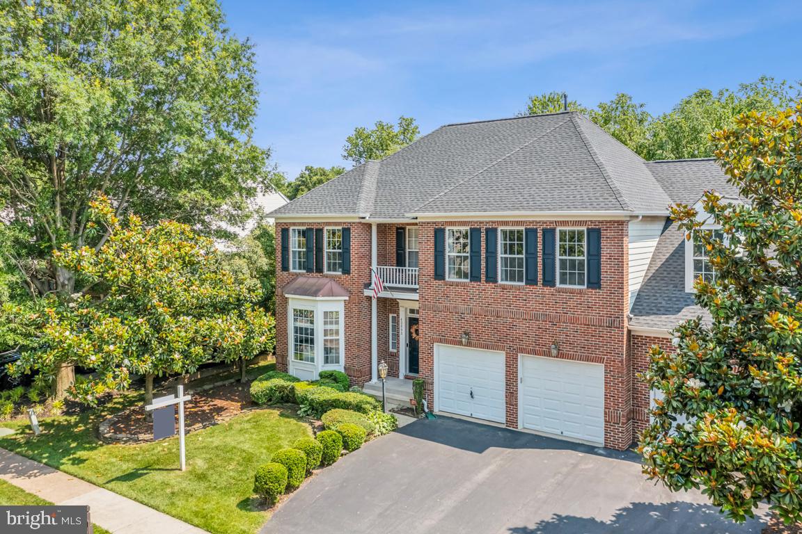 BROADLANDS - Residential