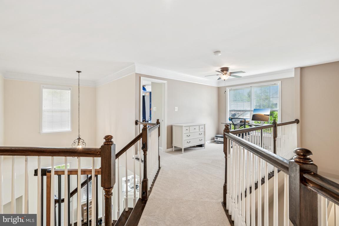 BROADLANDS - Residential