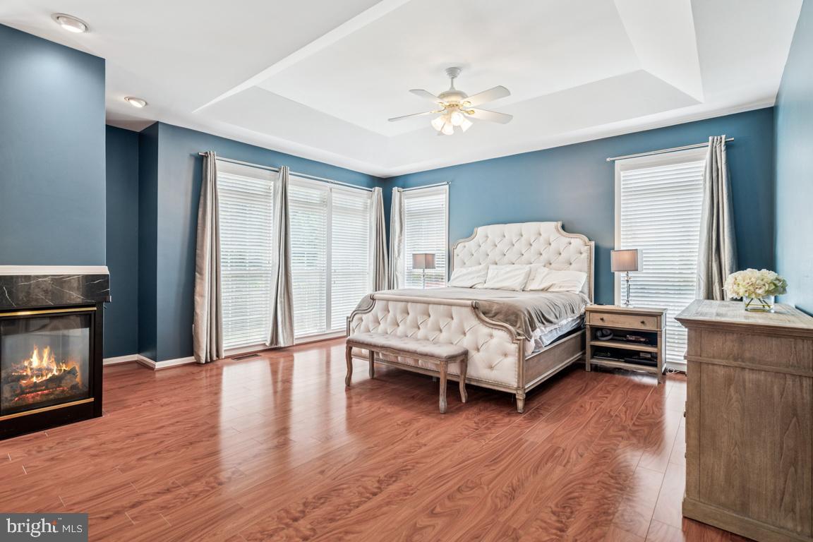 BROADLANDS - Residential