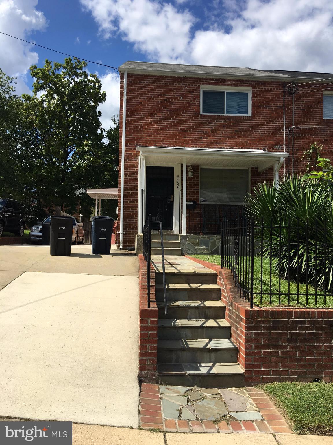 TEMPLETON KNOLLS - Residential