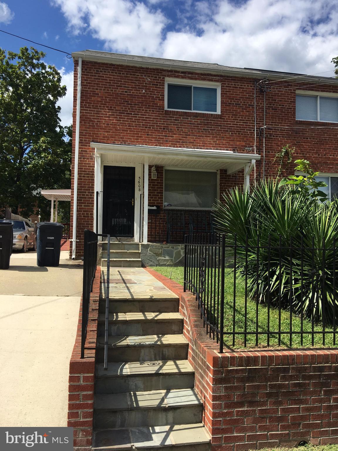 TEMPLETON KNOLLS - Residential