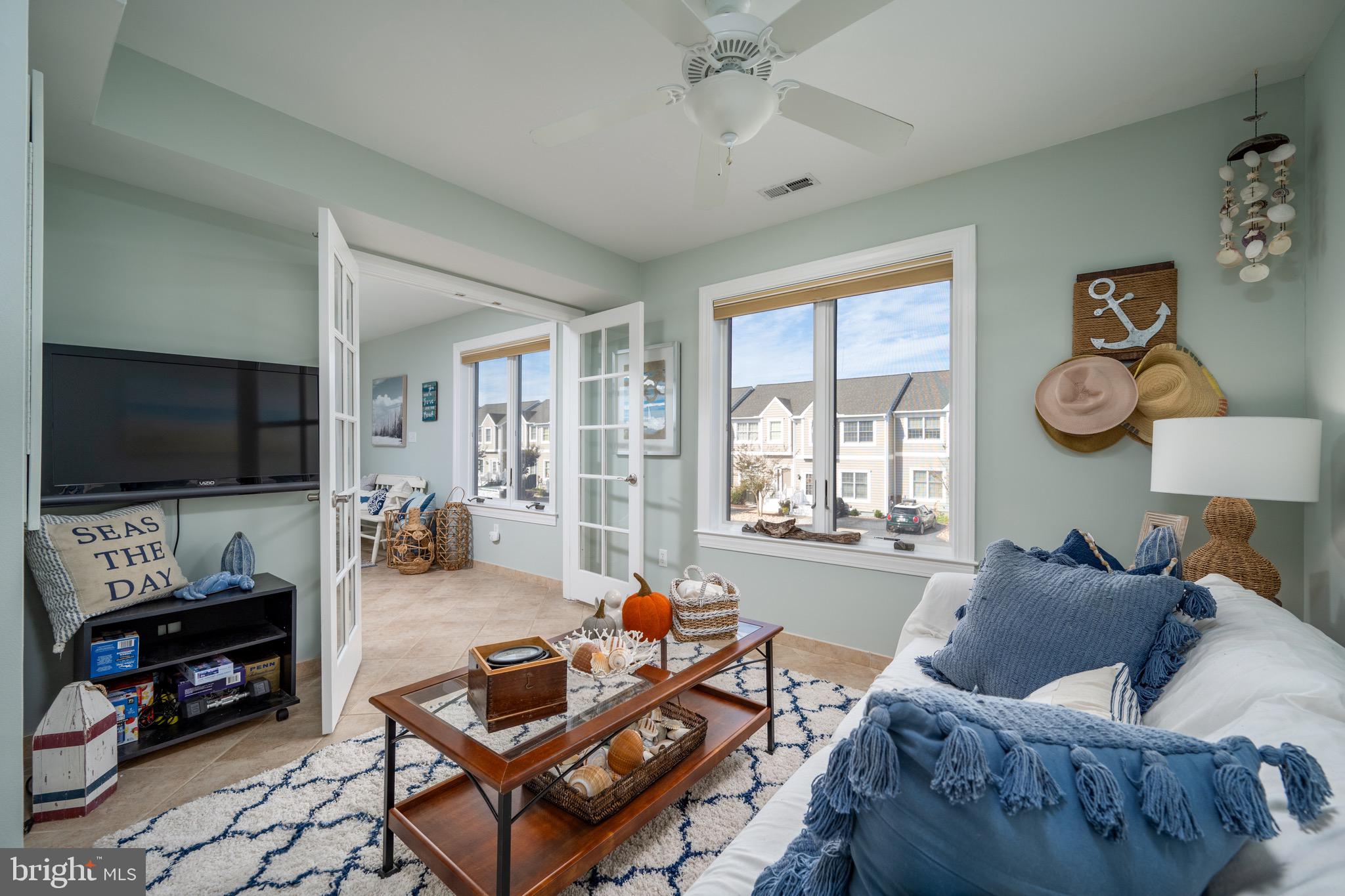 GLEN ACRES - Residential