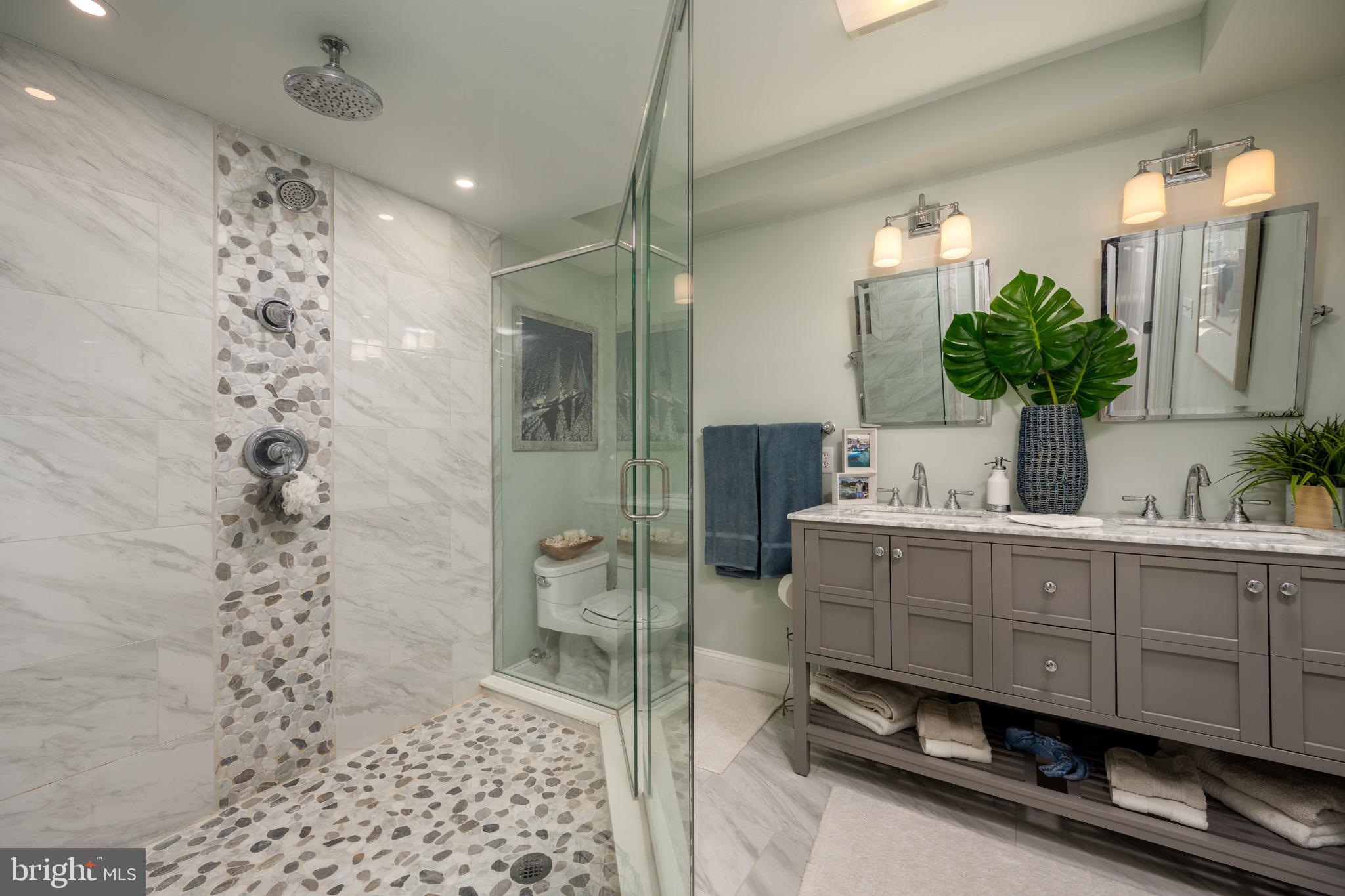 GLEN ACRES - Residential