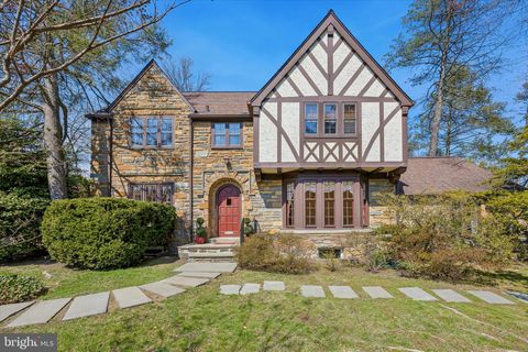 Photo of 907 Cedar Grove Road, WYNNEWOOD, PA 19096 (MLS # PAMC2171504)