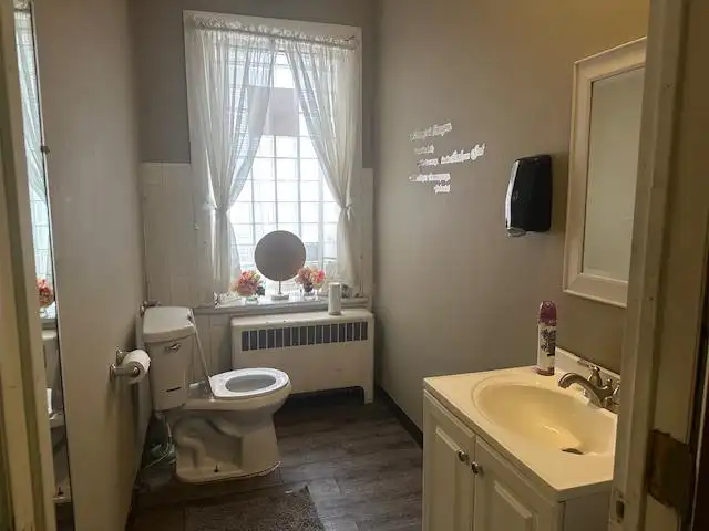 Additional image 38 of 1309 S 10th Street, Camden, NJ 08104