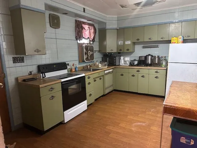 Additional image 52 of 1309 S 10th Street, Camden, NJ 08104