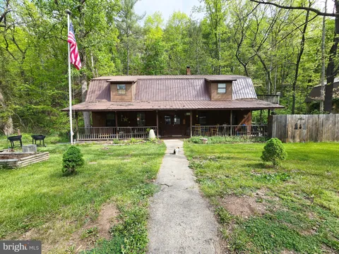 15 Weaver Lane, Brandywine, WV 26802 - MLS#: WVPT2000926