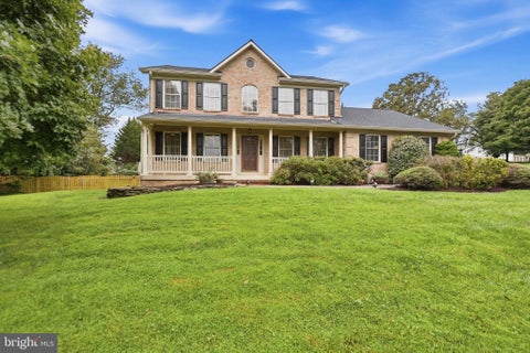 Photo of 5975 Whippoorwill Drive, WARRENTON, VA 20187 (MLS # VAFQ2023816)