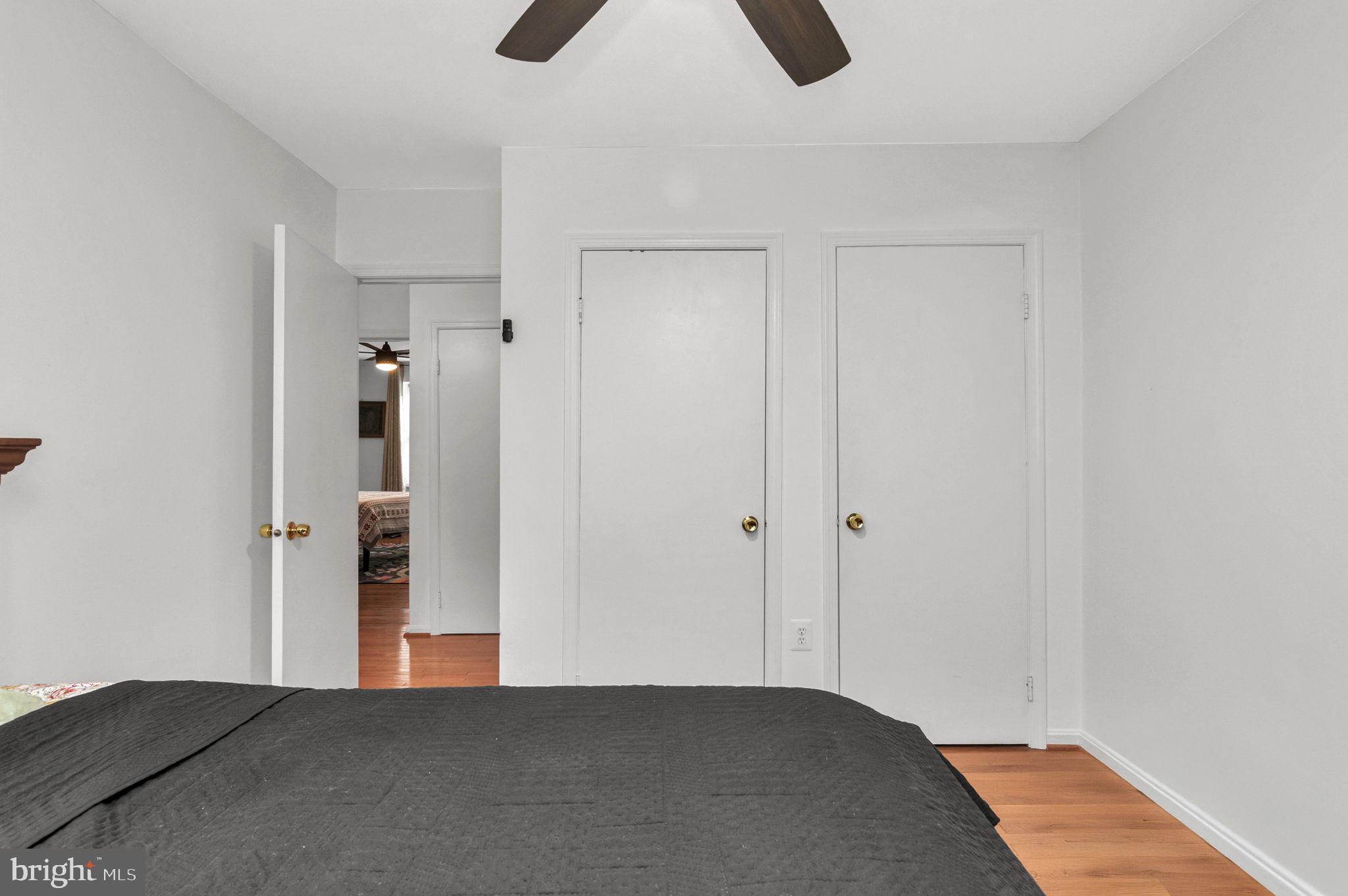 FAIRFAX PLAZA TOWNHOUSES - Residential