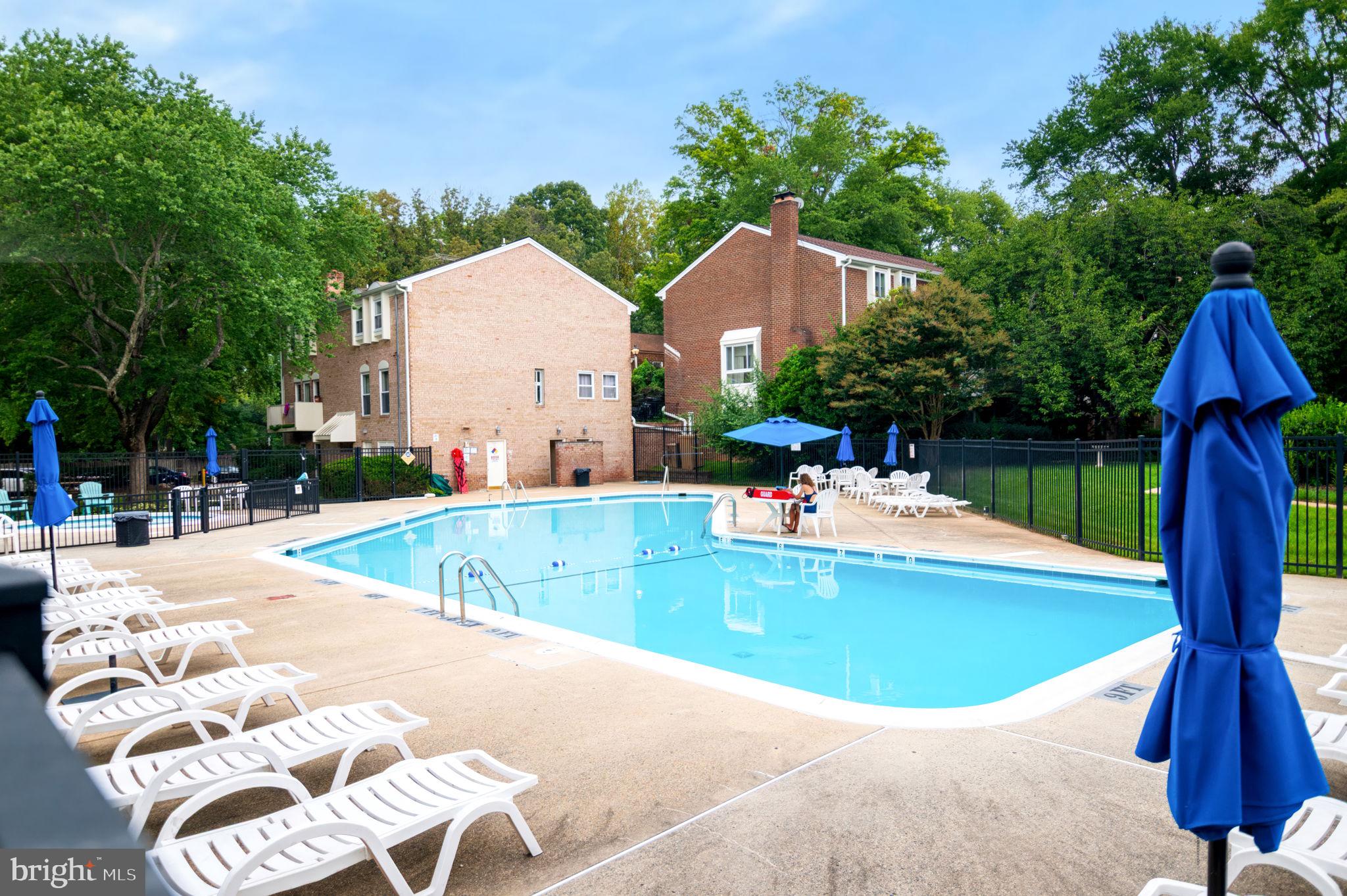 FAIRFAX PLAZA TOWNHOUSES - Residential