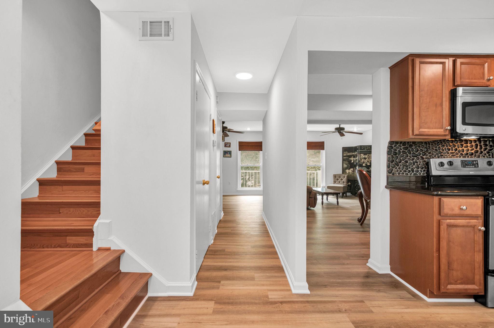 FAIRFAX PLAZA TOWNHOUSES - Residential