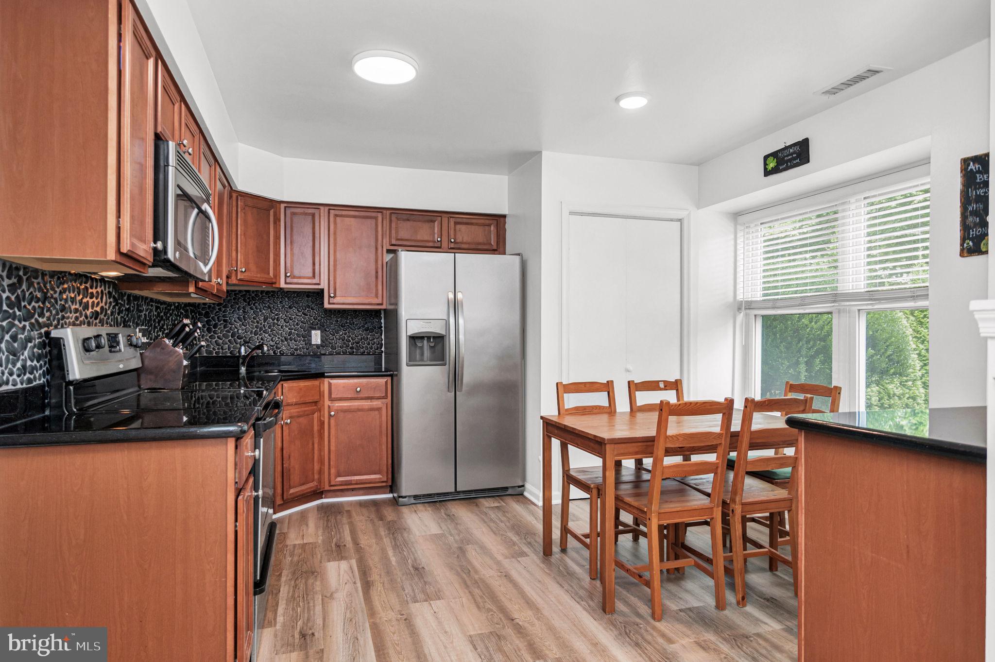 FAIRFAX PLAZA TOWNHOUSES - Residential