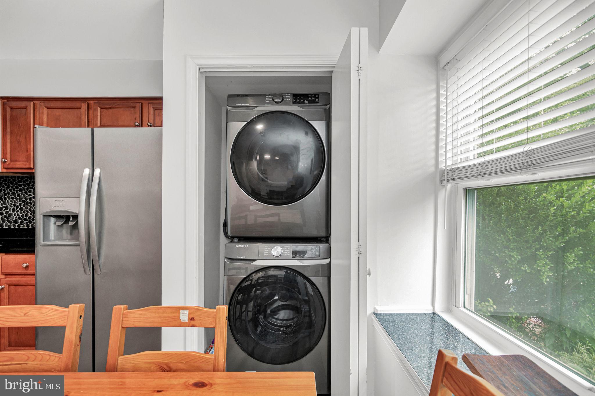 FAIRFAX PLAZA TOWNHOUSES - Residential