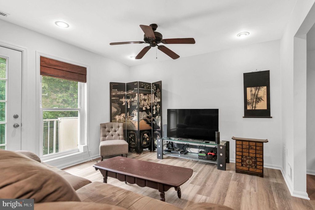 Photo of 3704 Persimmon Circle, FAIRFAX, VA 22031 (MLS # VAFX2269346)