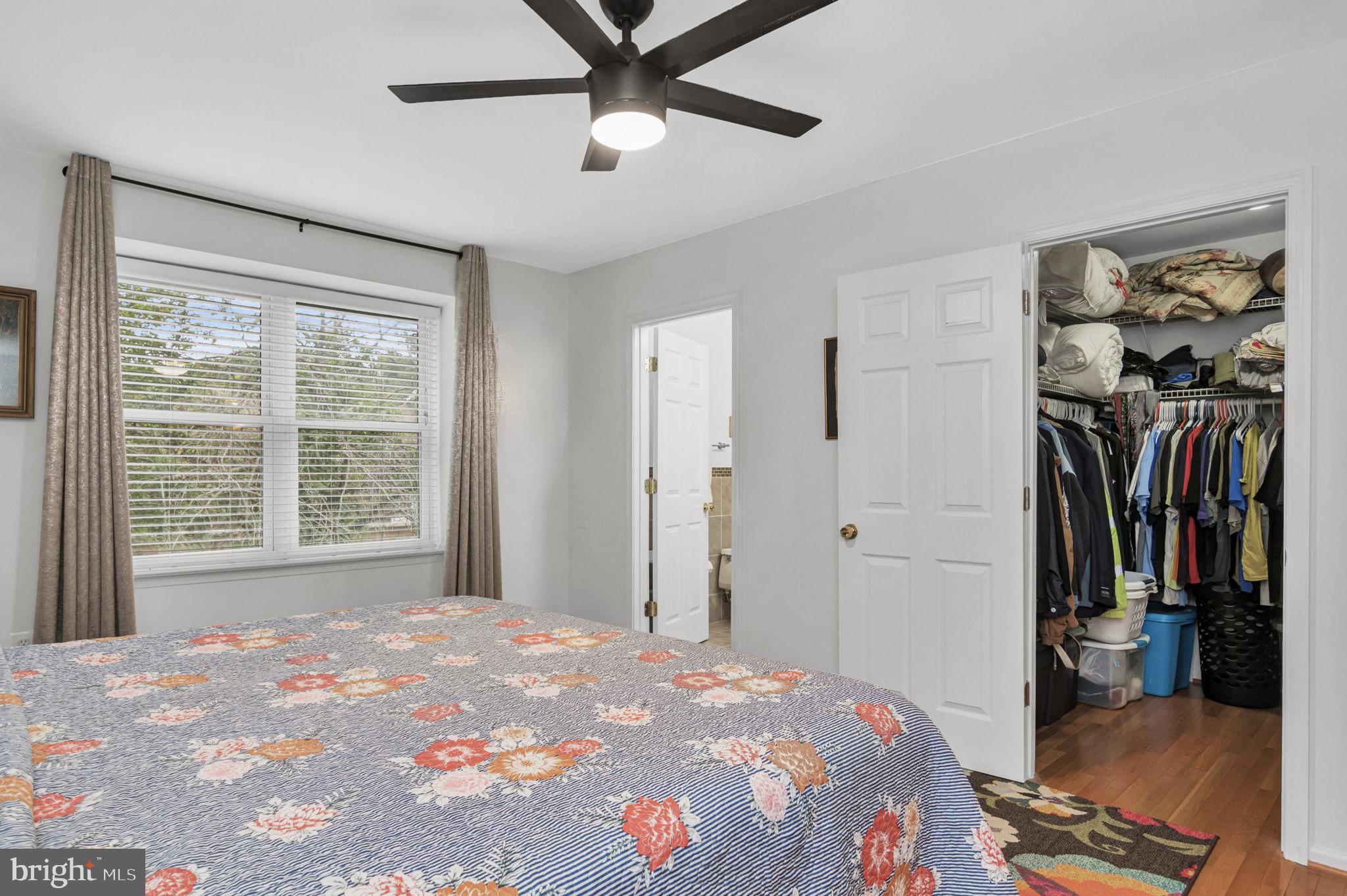 FAIRFAX PLAZA TOWNHOUSES - Residential