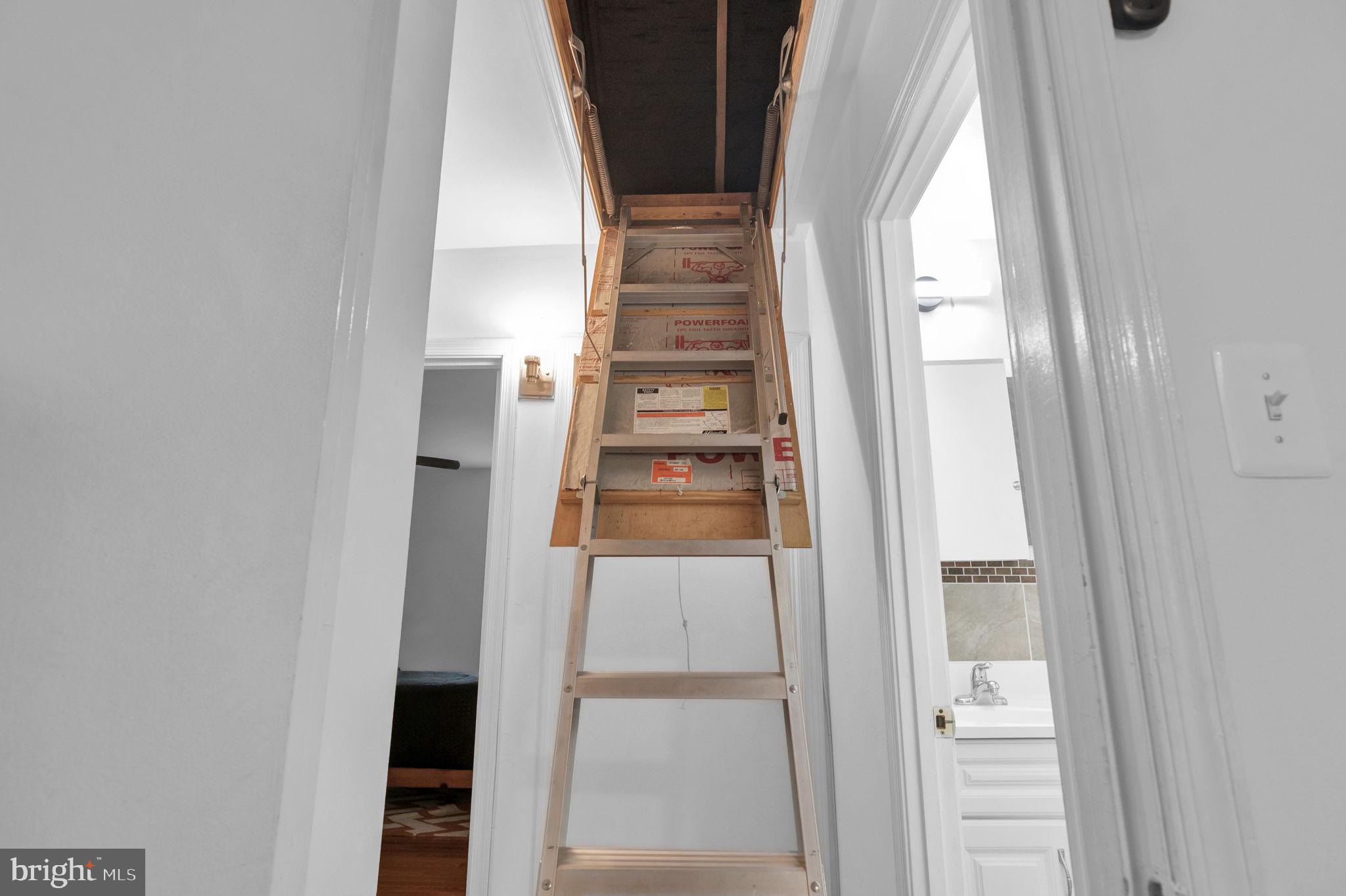 FAIRFAX PLAZA TOWNHOUSES - Residential