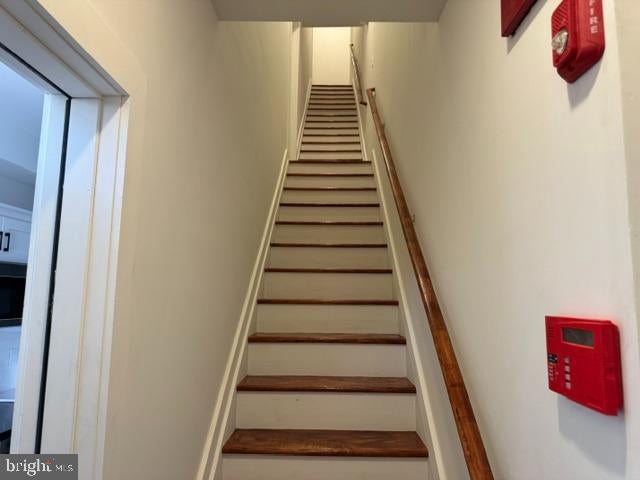 2655 EMERALD STREET