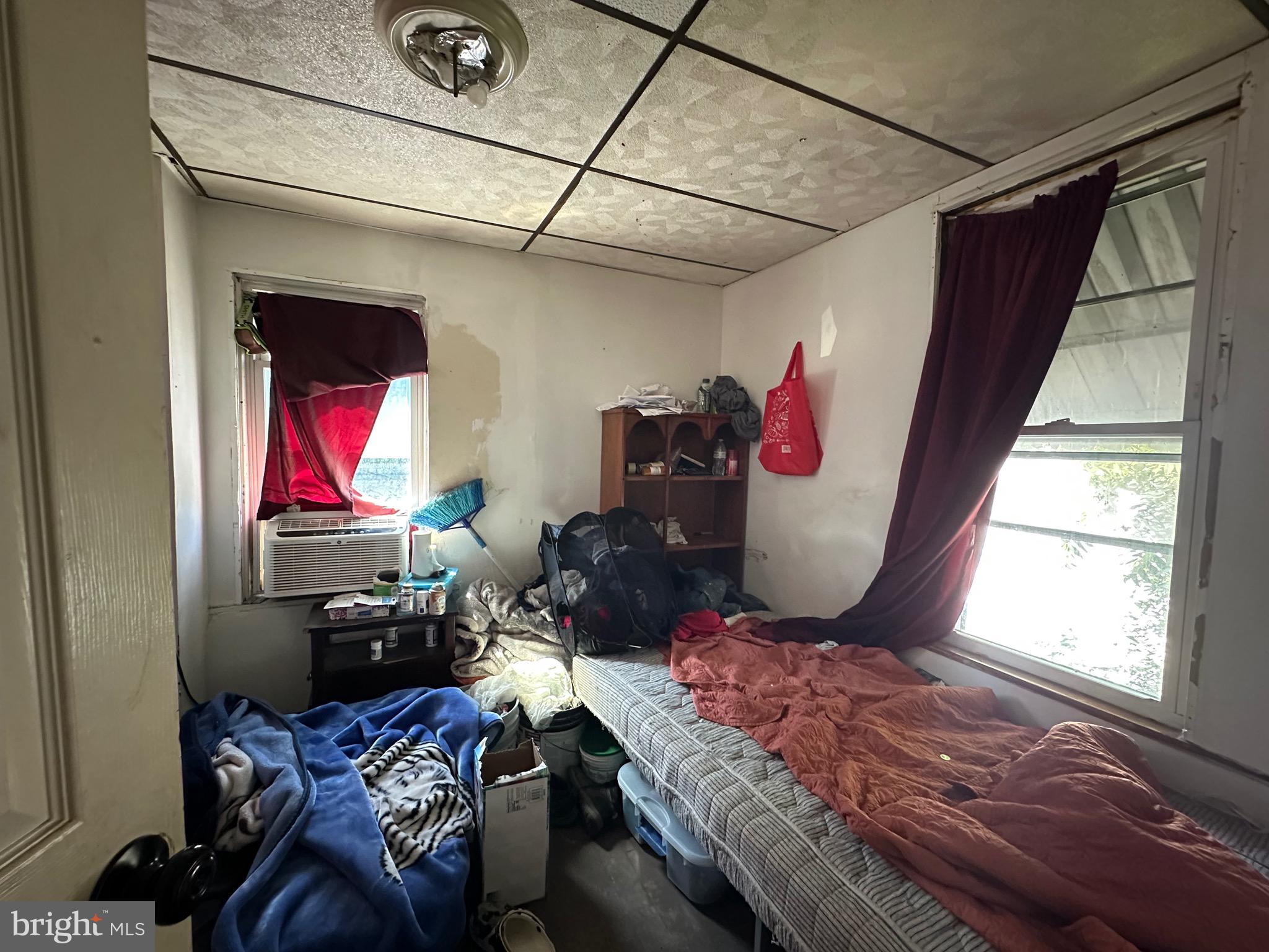 SOUTH END - Residential