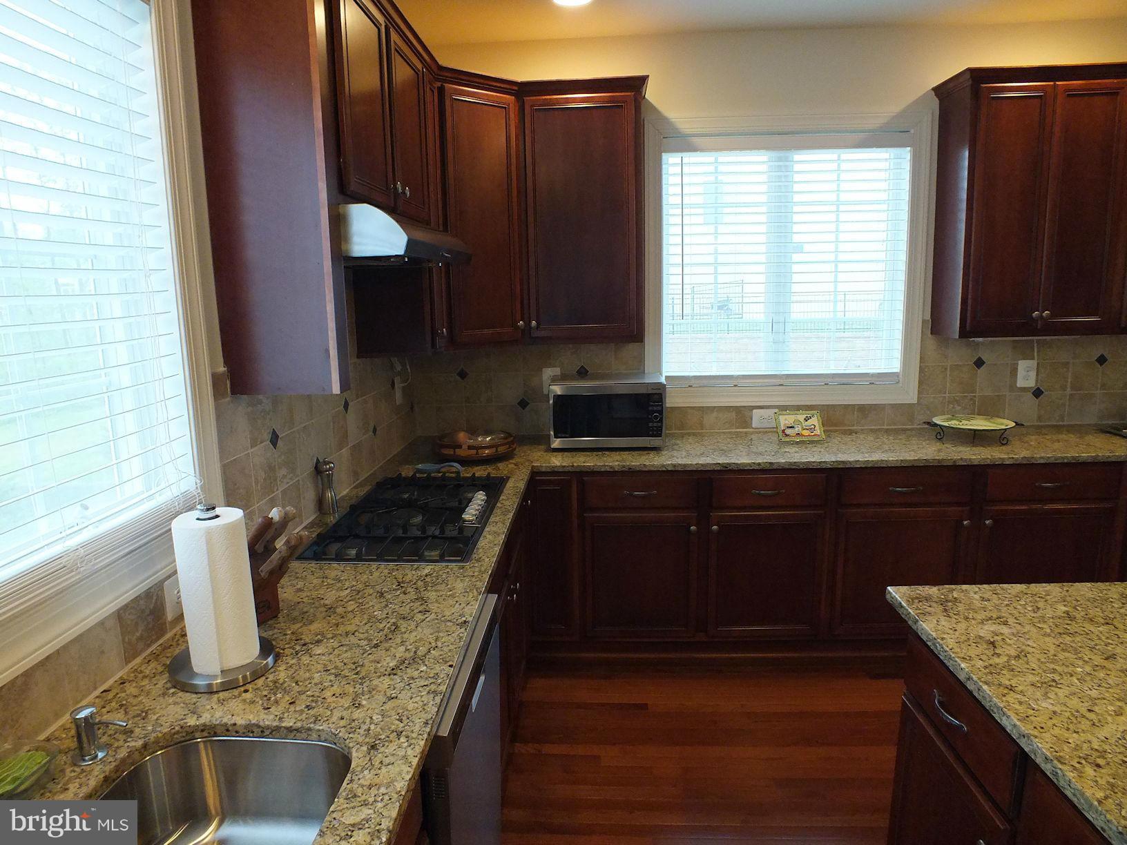 CEDARDAY - Residential Lease