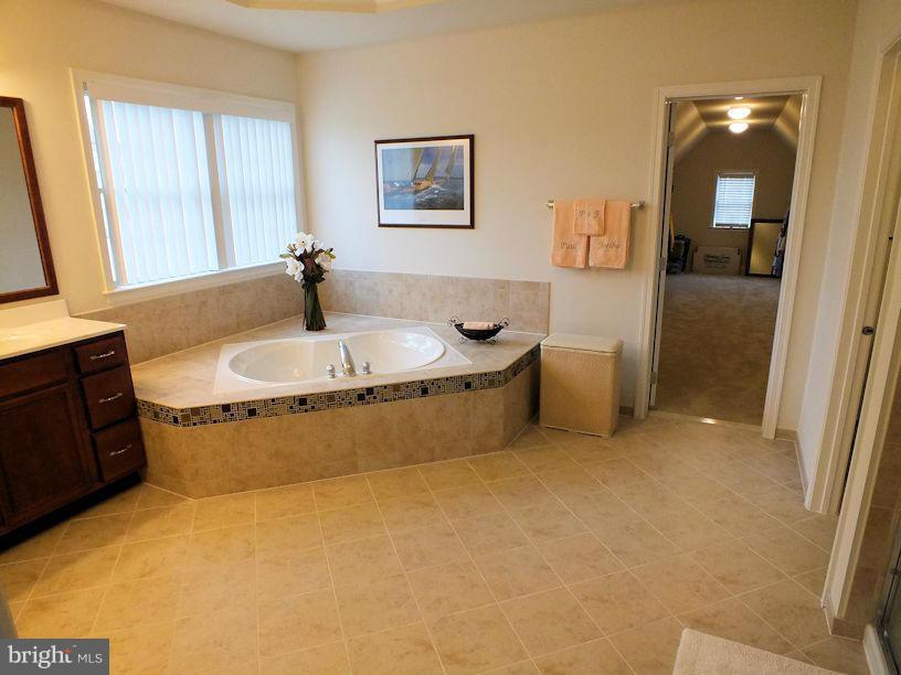 CEDARDAY - Residential Lease