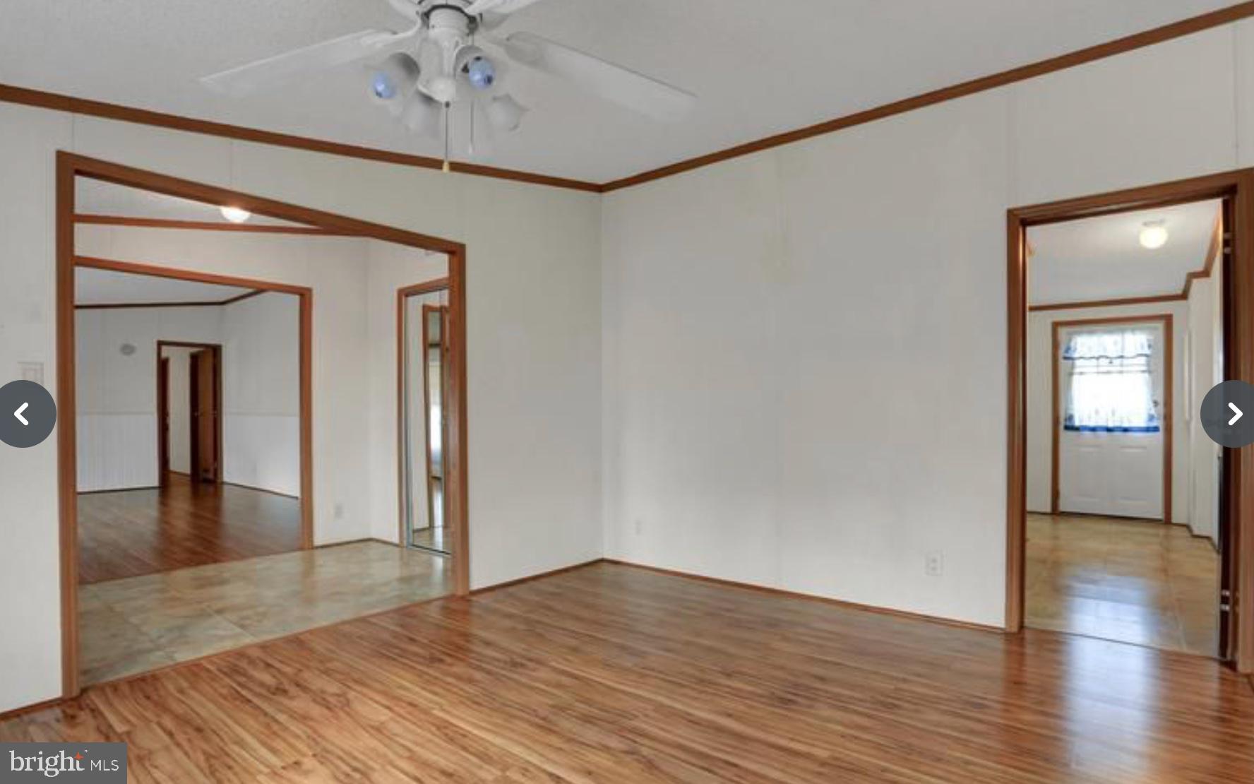 LAKESIDE VILLAGE - Residential