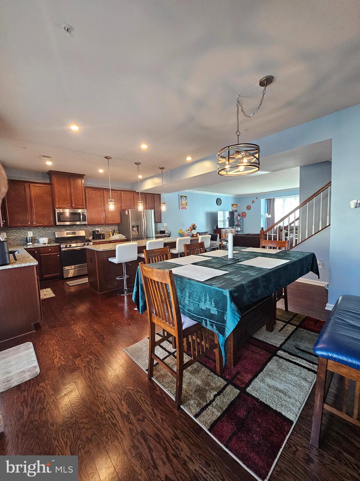 144 SACHEM STREET