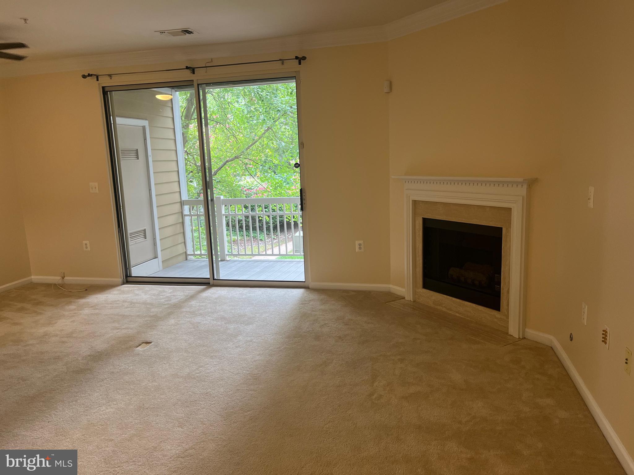 WORLDGATE CONDO - Residential