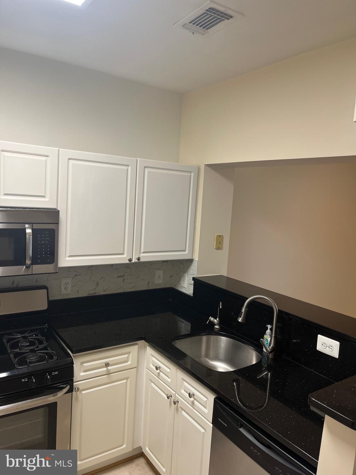 WORLDGATE CONDO - Residential