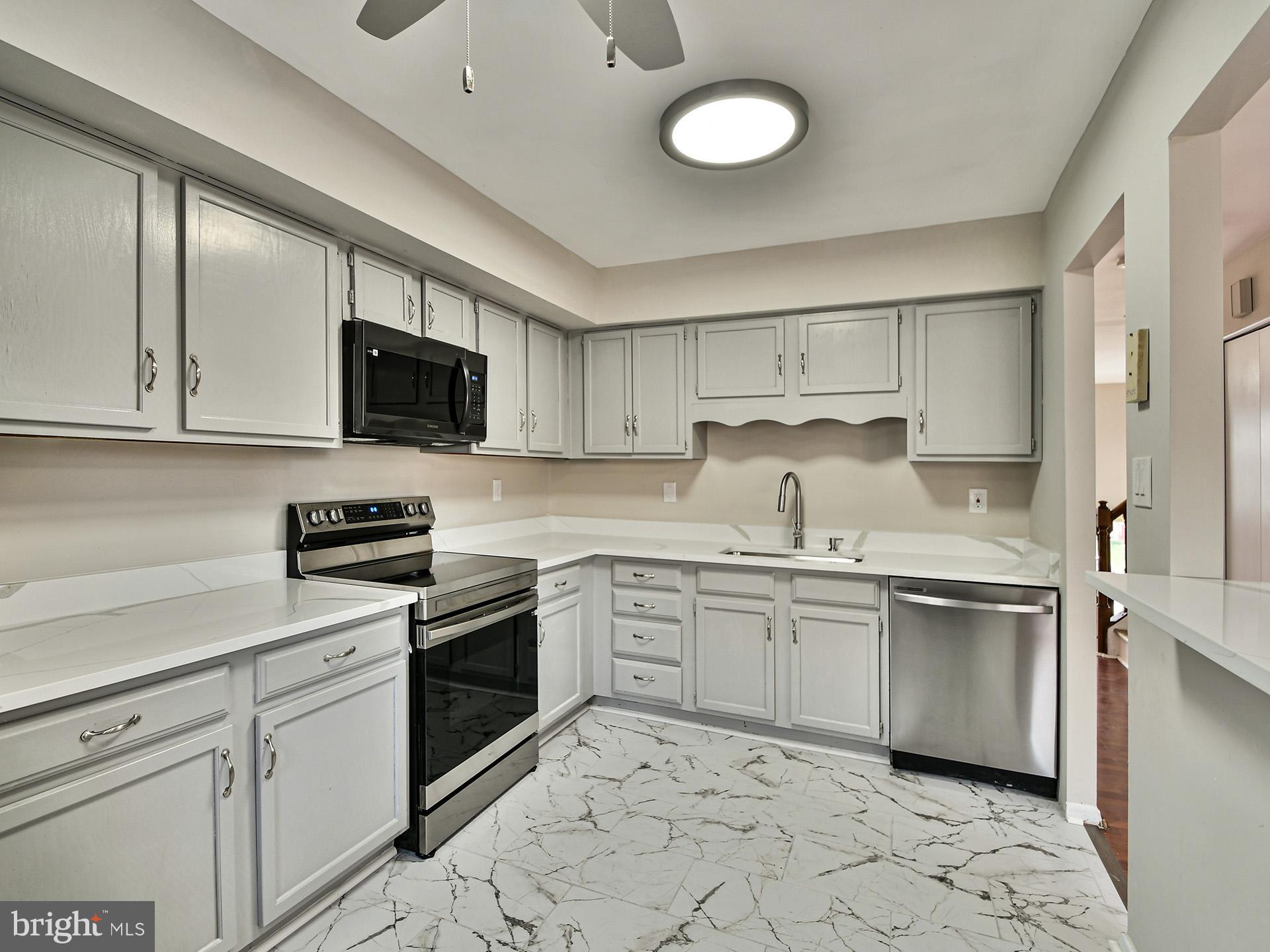 BROADFIELD AT WILTON FARM - Residential