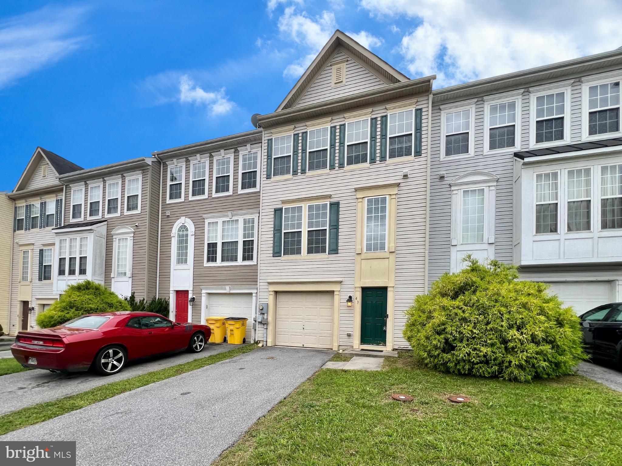 BERKELEY RIDGE - Residential