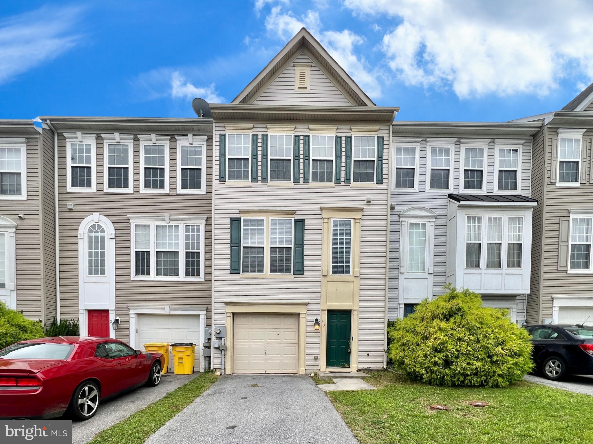 BERKELEY RIDGE - Residential