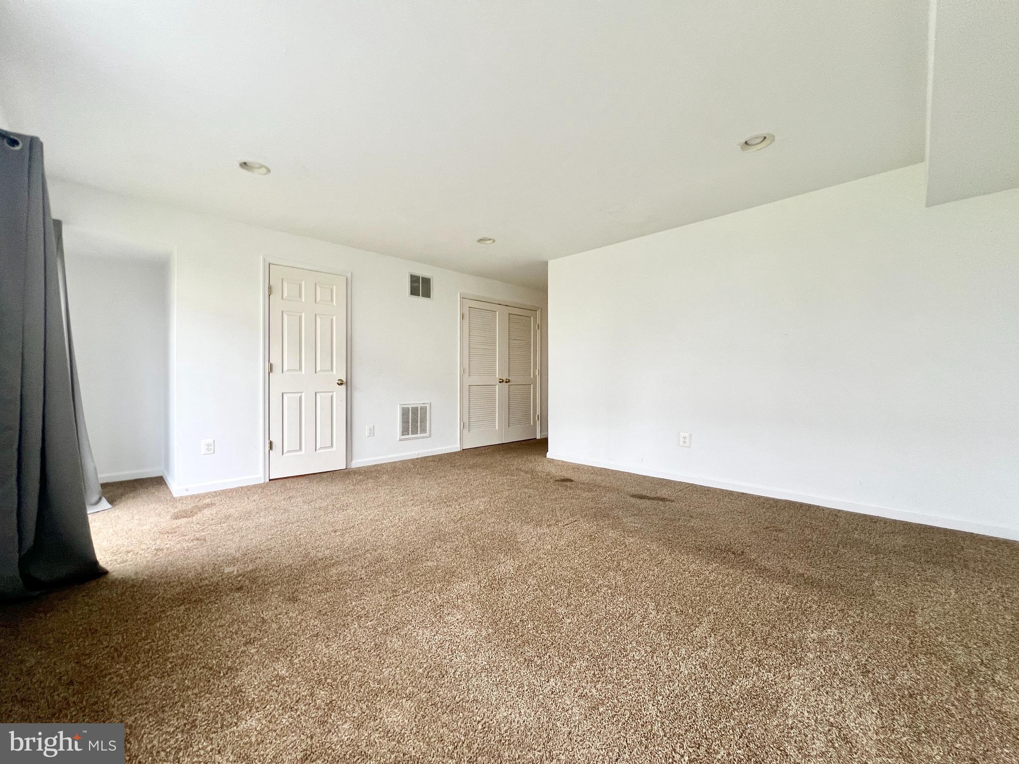 BERKELEY RIDGE - Residential