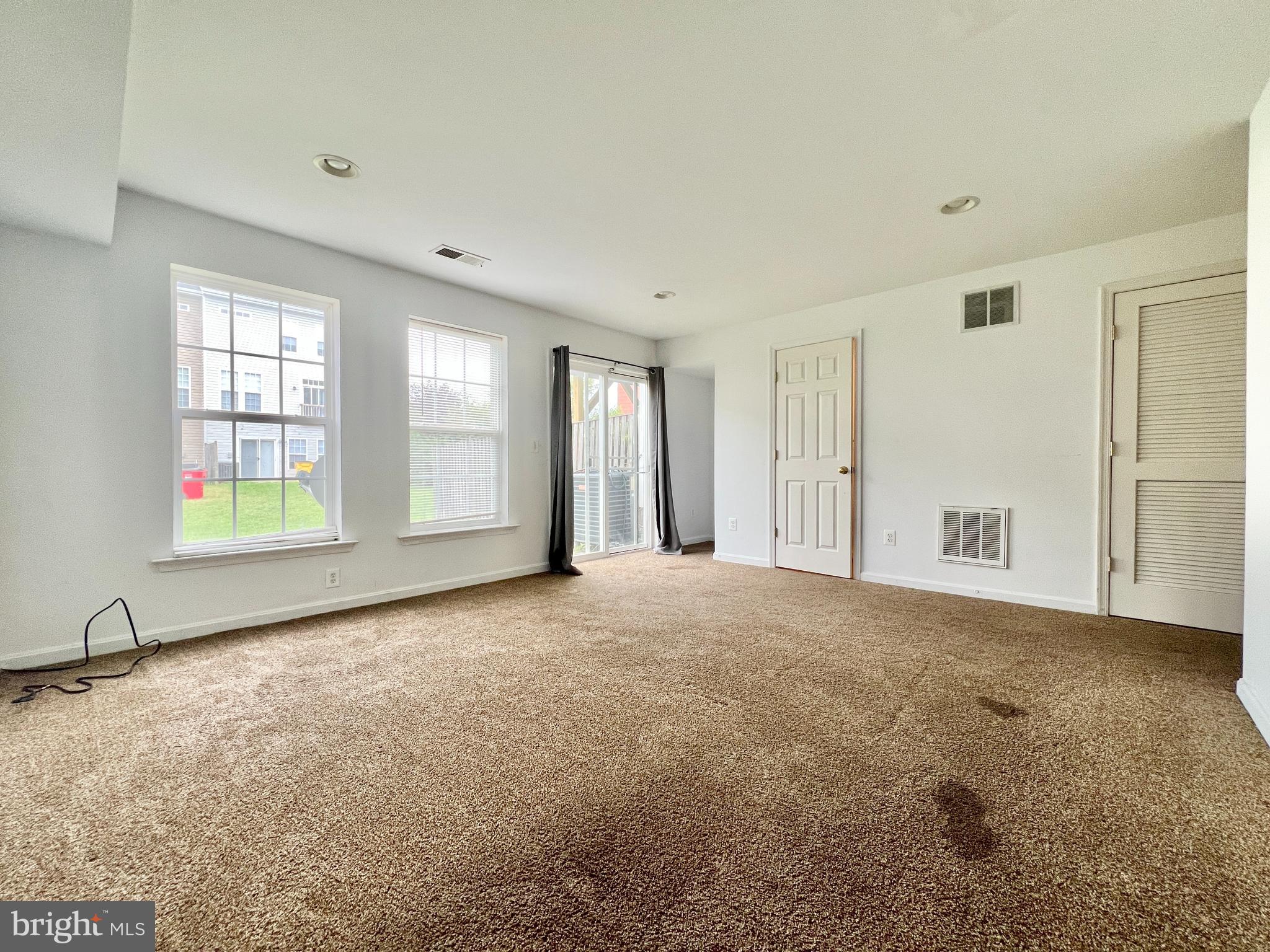 BERKELEY RIDGE - Residential