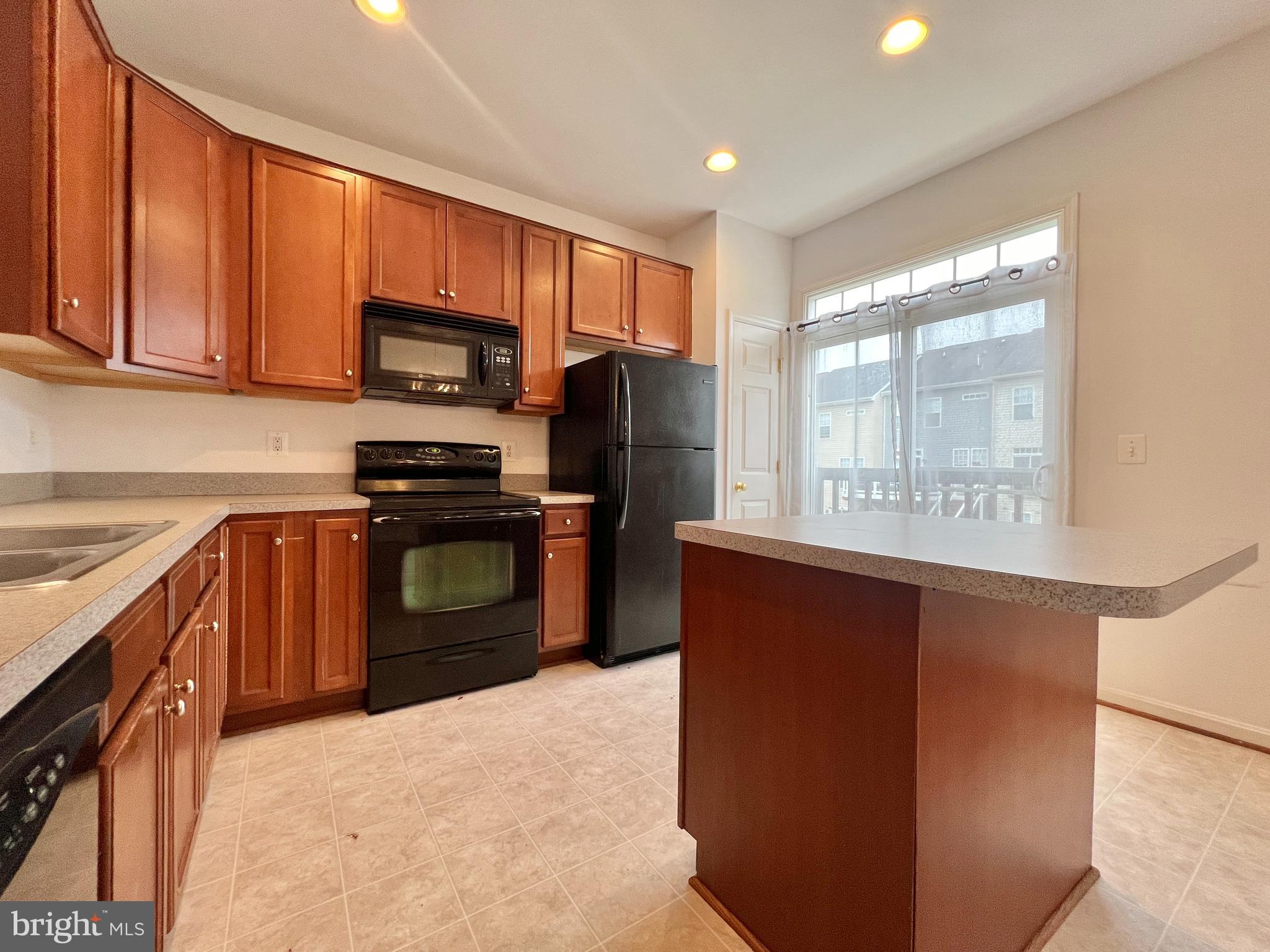 BERKELEY RIDGE - Residential