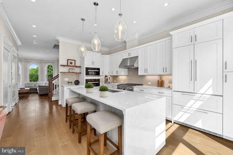 1117 E ABINGDON DRIVE ALEXANDRIA VA 22314