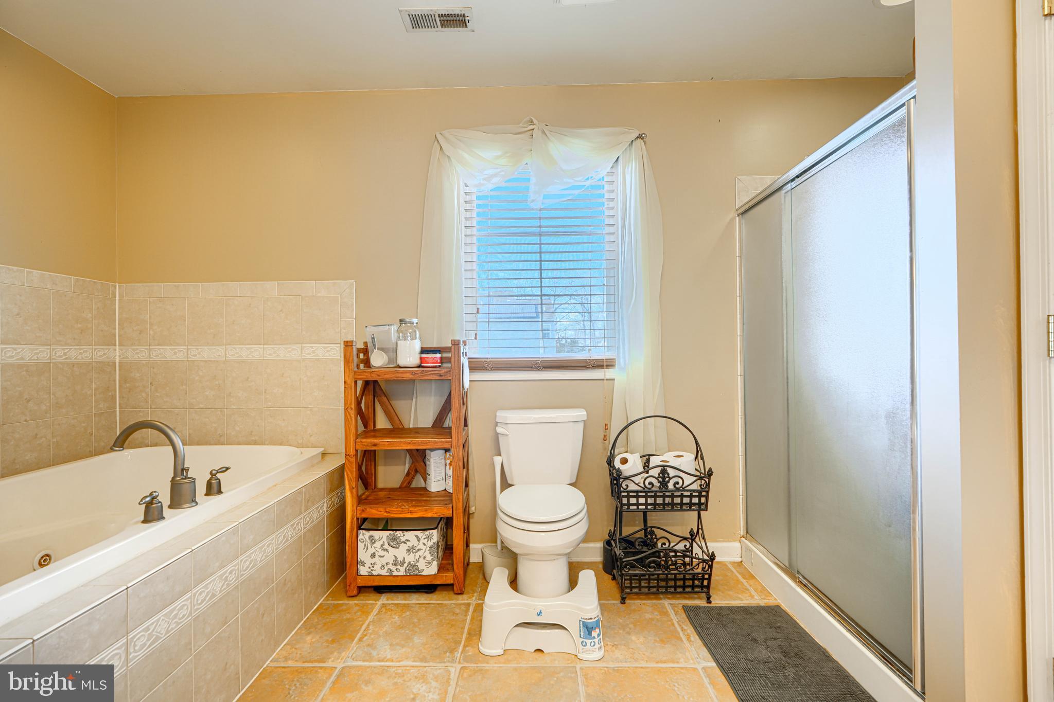 TANEYTOWN VILLAGE - Residential