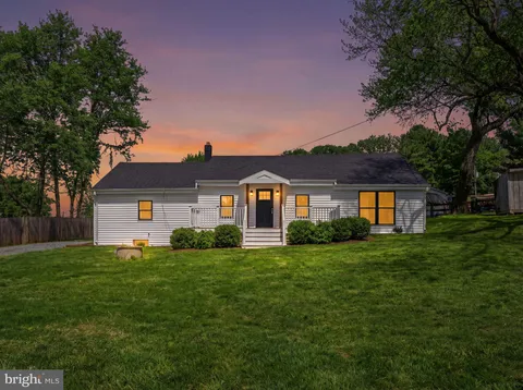 16920 Oliver Street, Paeonian Springs, VA MLS: VALO2119350