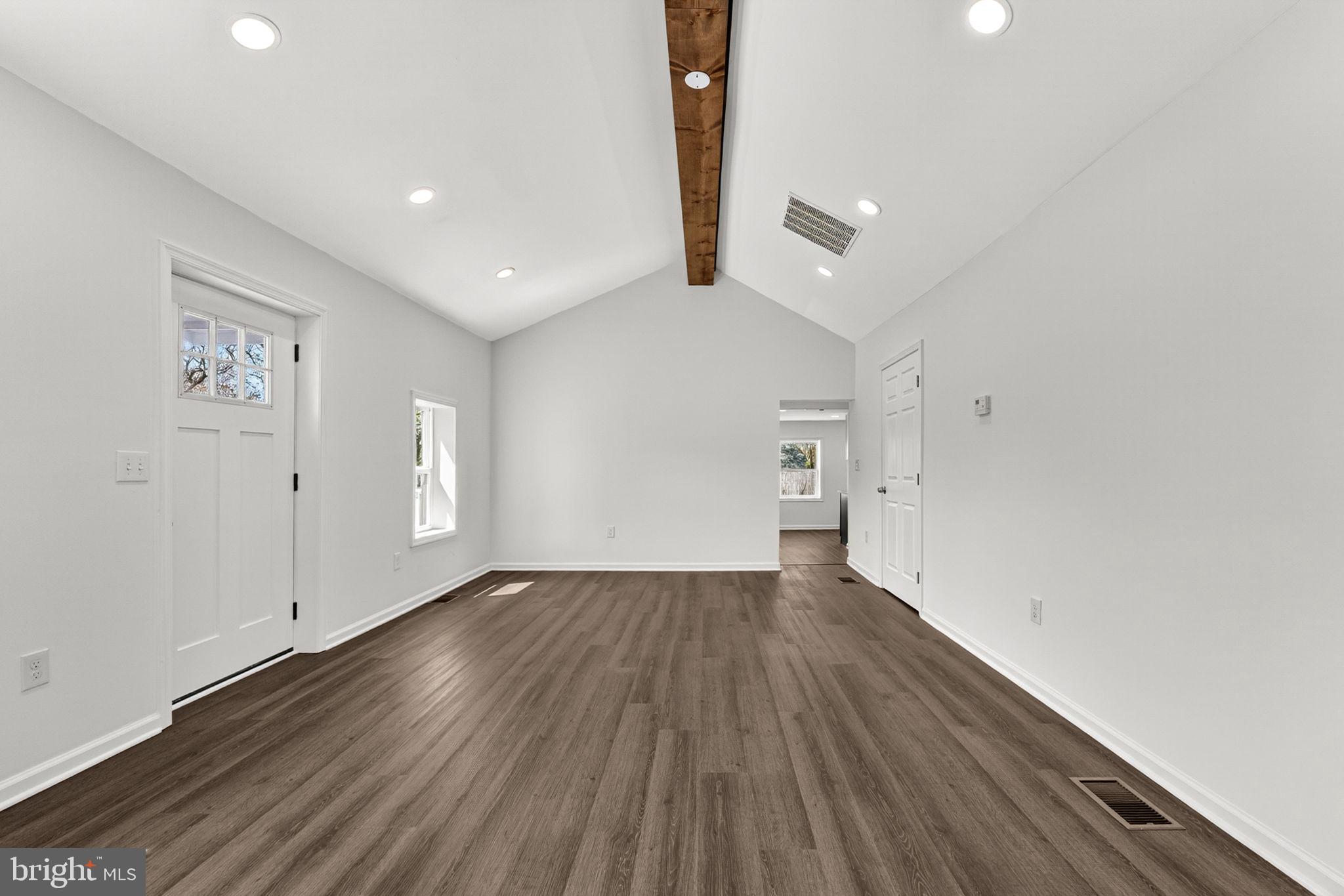 PAEONIAN SPRINGS - Residential