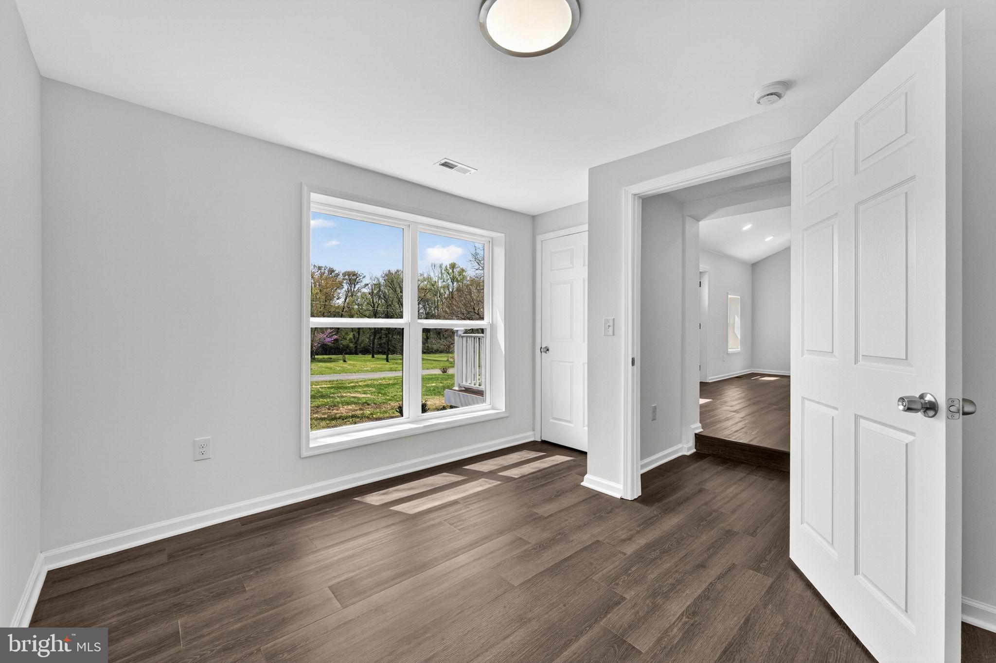 PAEONIAN SPRINGS - Residential