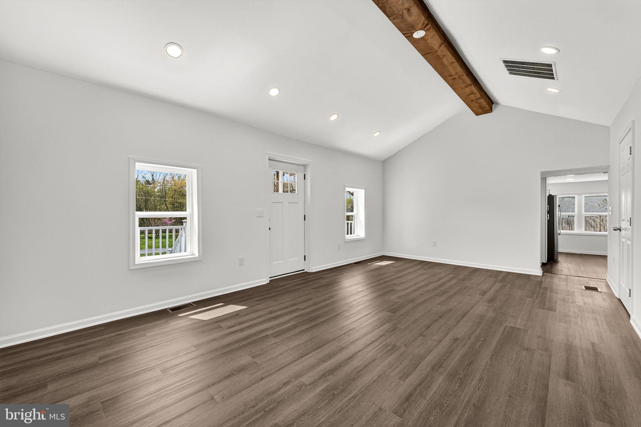 PAEONIAN SPRINGS - Residential