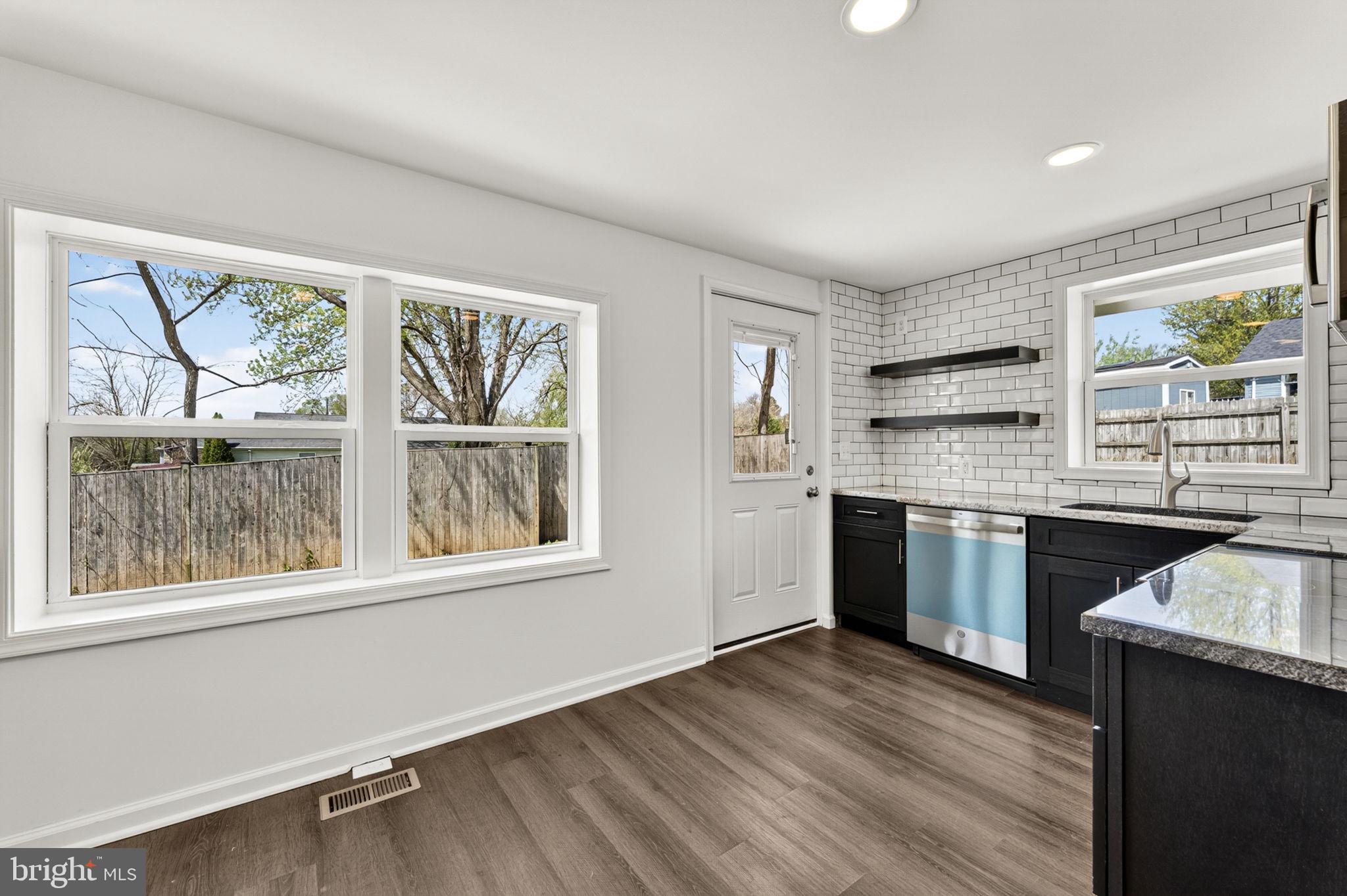 PAEONIAN SPRINGS - Residential