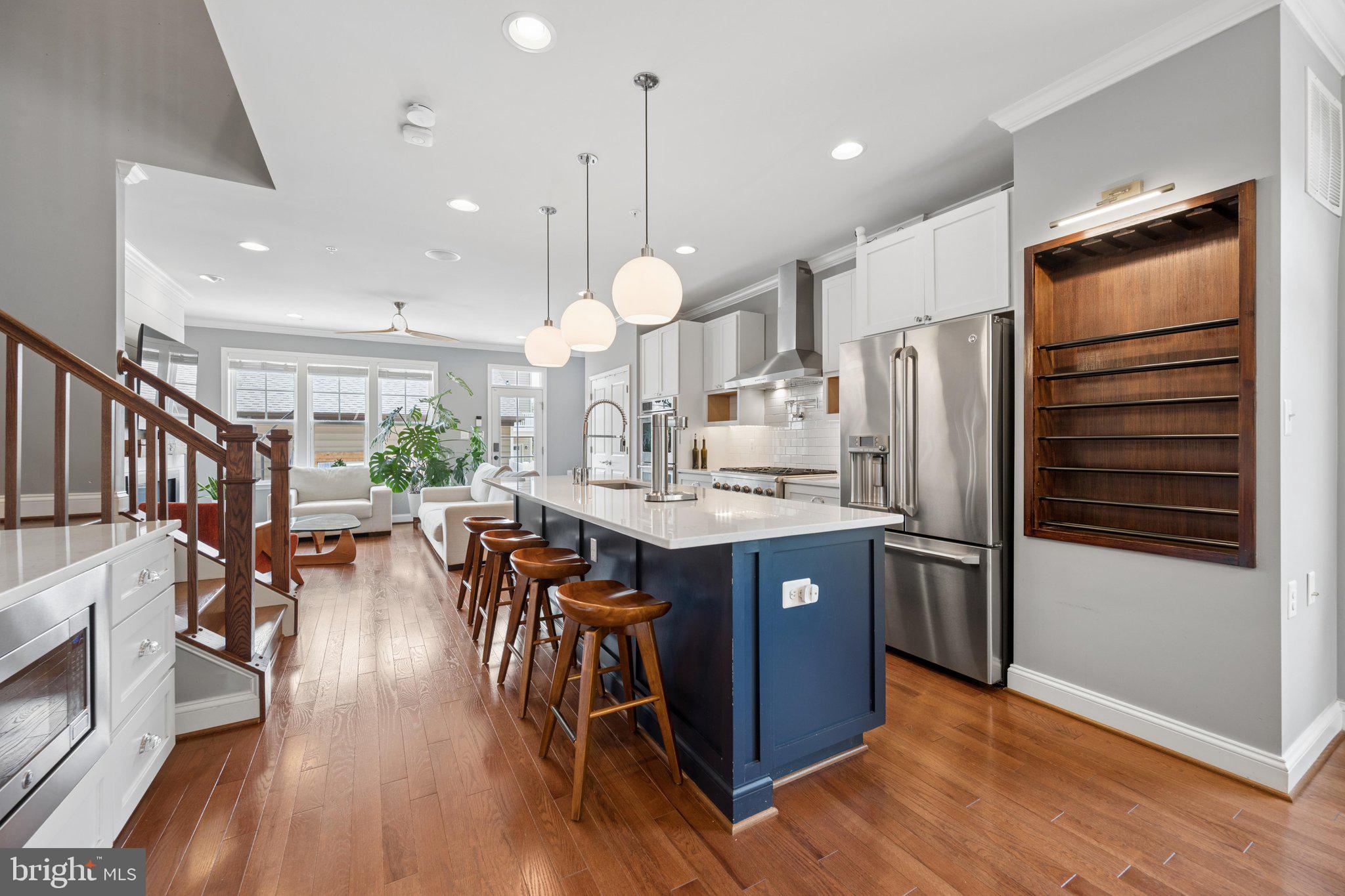 1132 HOLDEN ROAD