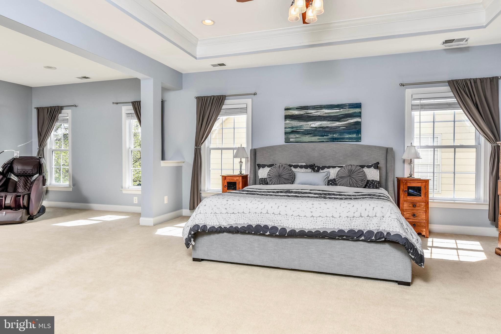 LANSDOWNE ON THE POTOMAC - Residential