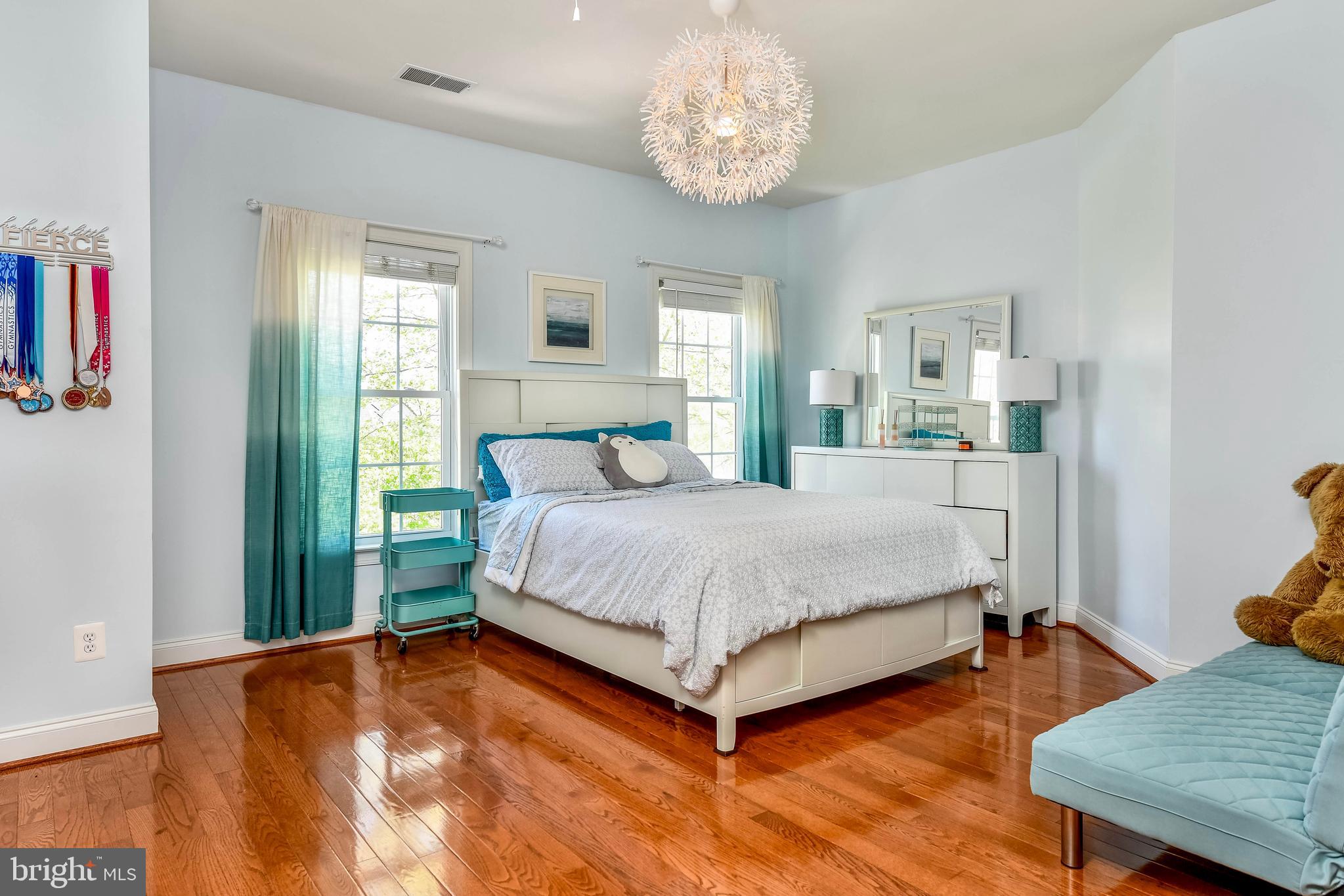 LANSDOWNE ON THE POTOMAC - Residential