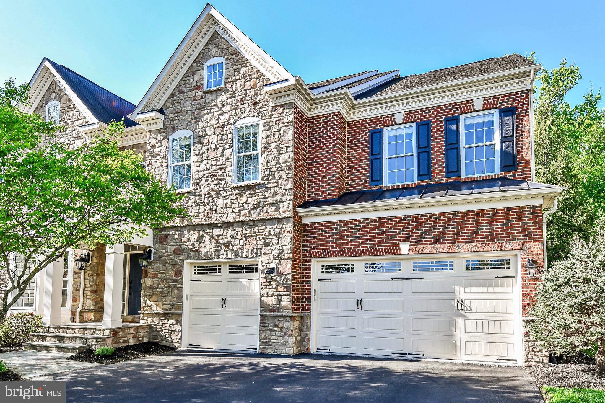 LANSDOWNE ON THE POTOMAC - Residential