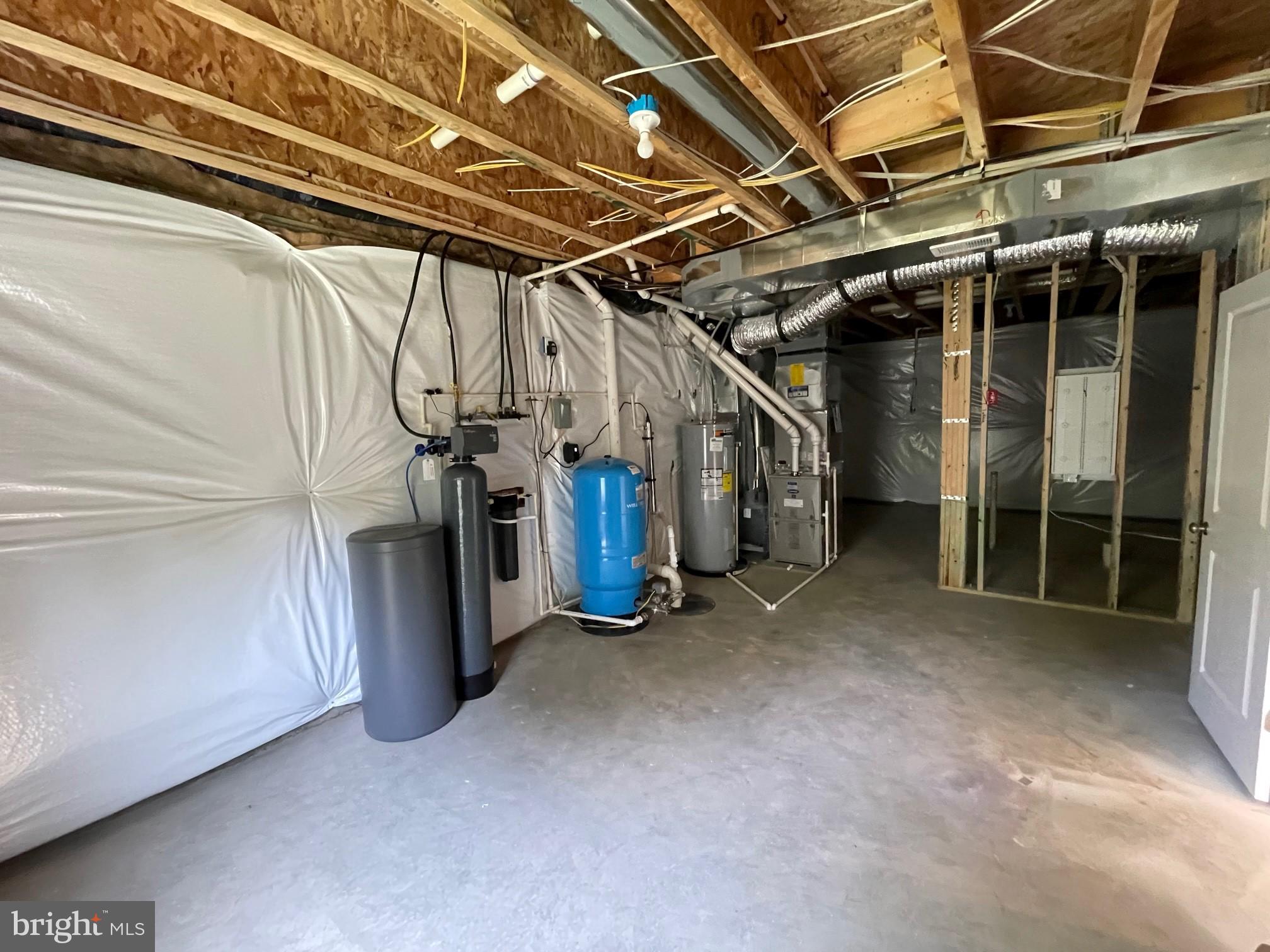 WOOD LANDING ESTATES - Residential