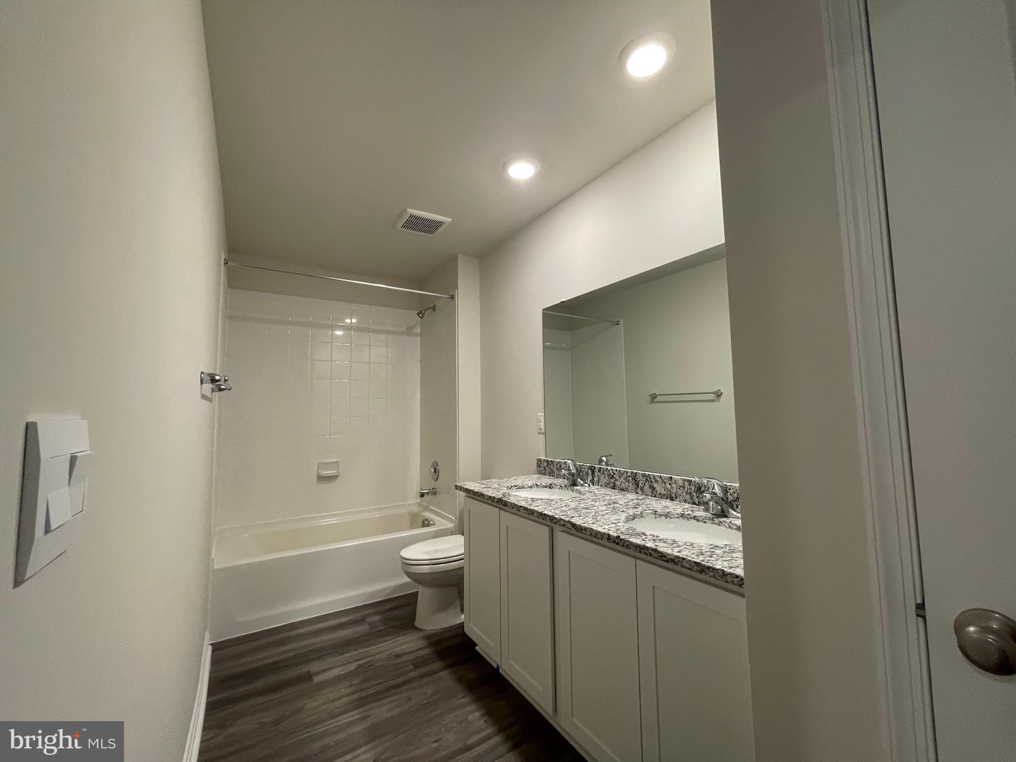 WOOD LANDING ESTATES - Residential